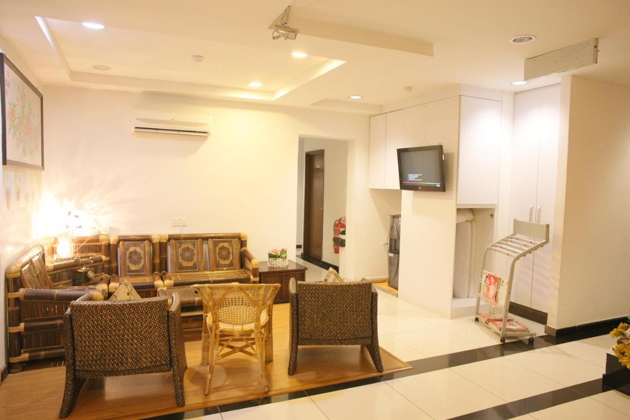 N K Hotel Muar Zewnętrze zdjęcie