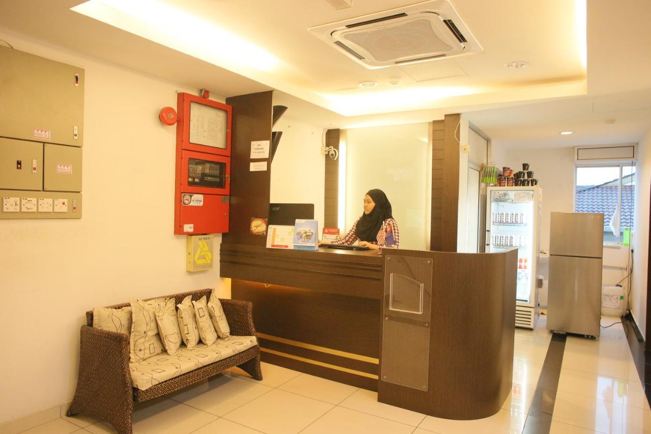 N K Hotel Muar Zewnętrze zdjęcie
